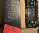 DJ (13a0)